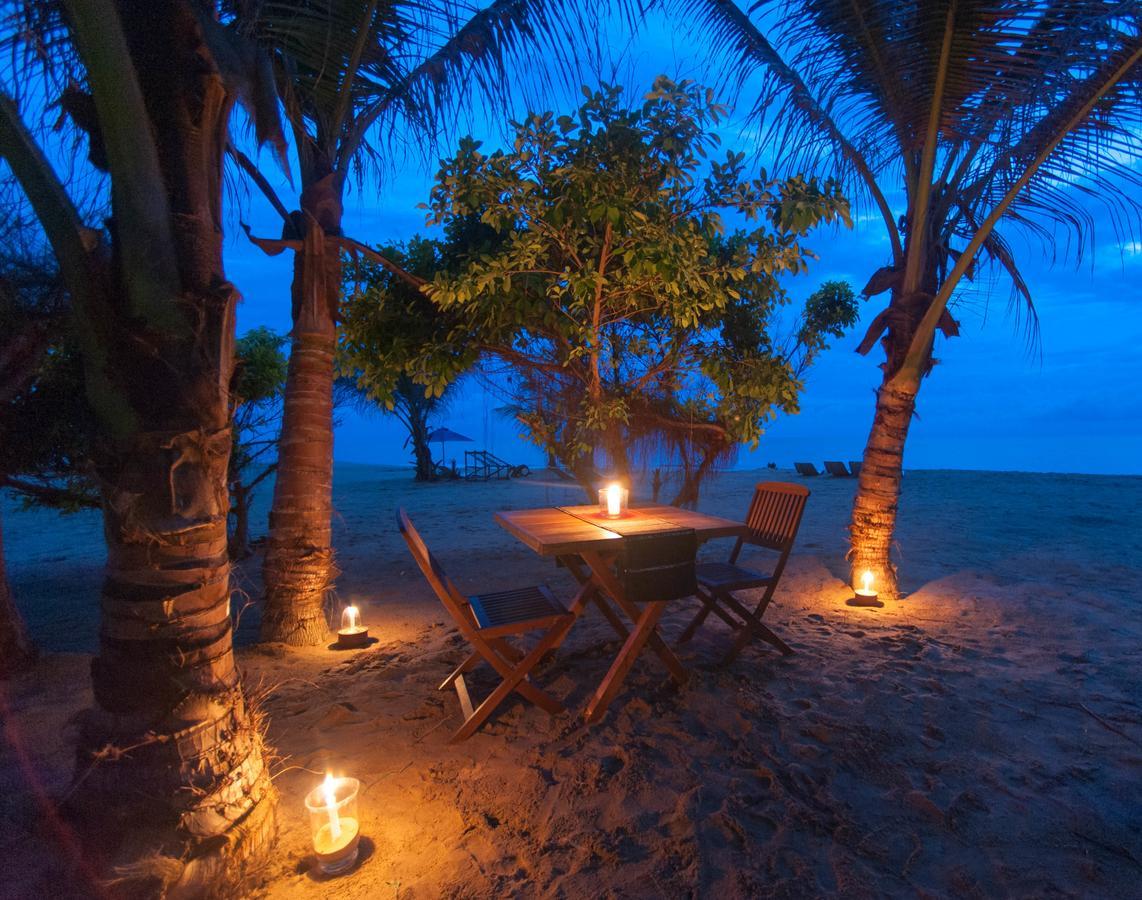 Bar Reef Resort Etalai Экстерьер фото